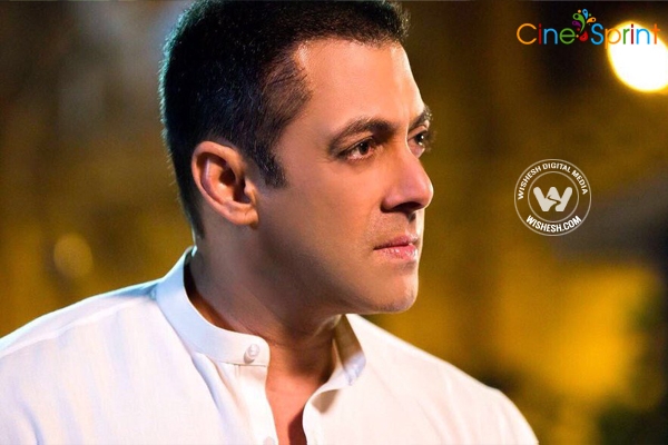 Salman Surprises with his New Look