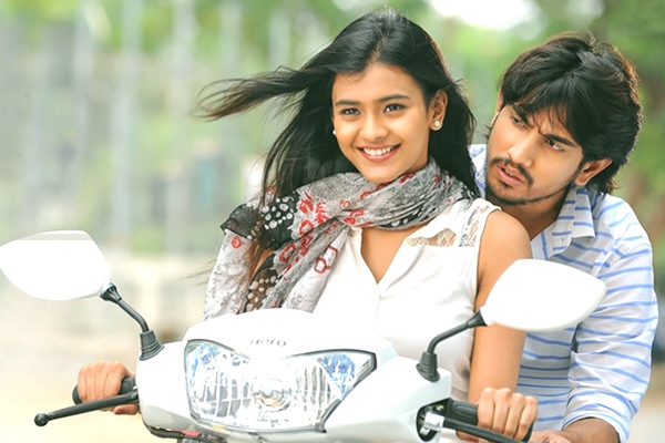 Kumari 21F Movie Review