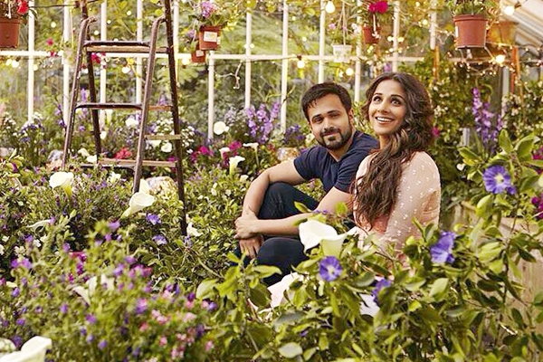 Vidya Balan's Hamari Adhuri Kahani Movie Review | Box Office Highlights Vidya Balan's Hamari Adhuri Kahani Movie Review | Box Office Highlights