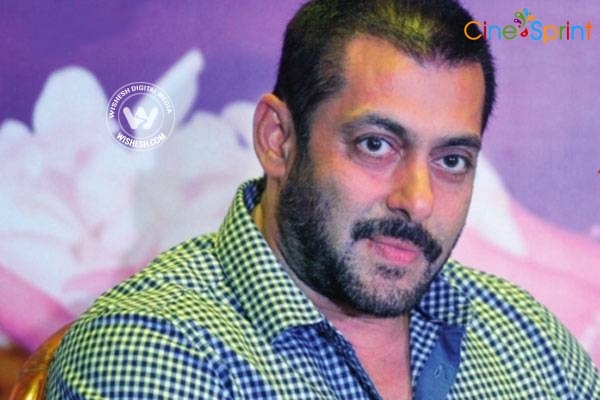 Salman Khan In a Mad Rush Salman Khan In a Mad Rush