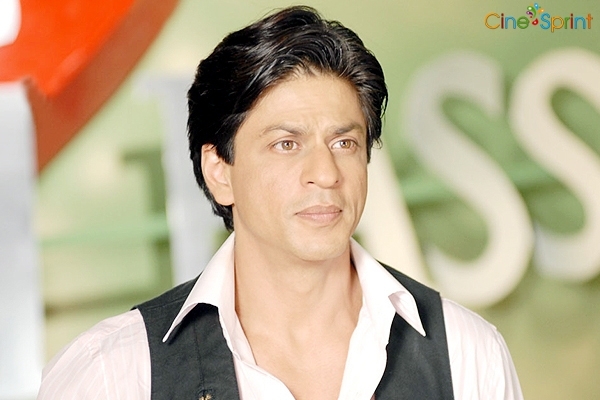 Sharukh Khan Surprises His Fans Sharukh Khan Surprises His Fans