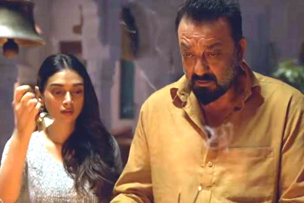 Bhoomi Movie Review, Rating, Story